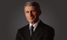 Dr. Anthony S. Fauci, ex Director del NIAID.  