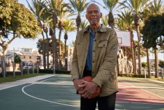 Kareem Abdul-Jabbar, miembro del Salón de la Fama de la Asociación Nacional de Baloncesto (NBA), ha venido pasando la voz sobre la fibrilación auricular desde que se le diagnosticó esa afección en el 2021.